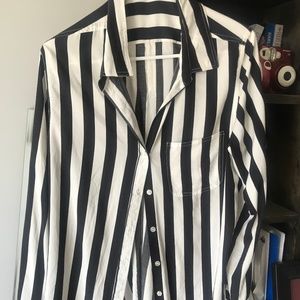 Flowy striped blouse